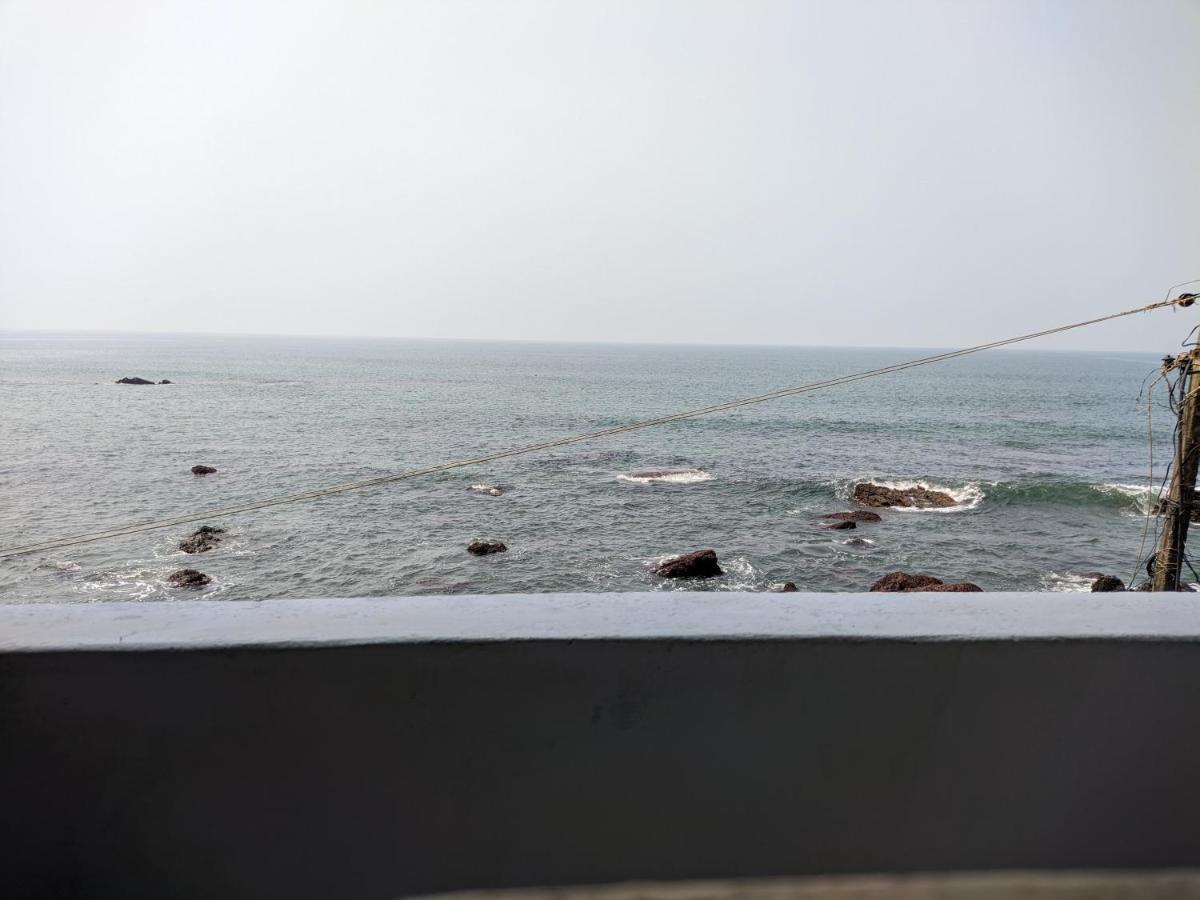 Sunny Cliff Hotel Arambol Bagian luar foto